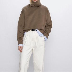 Zara HIGH NECK SWEATSHIRT